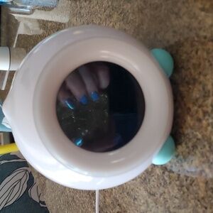 Sleep trainer/night light/sound machine